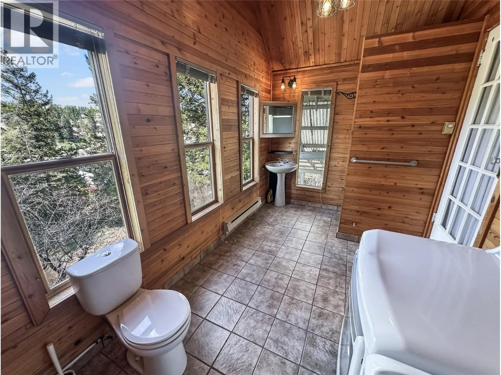 153 Billiter Avenue. Princeton, British Columbia