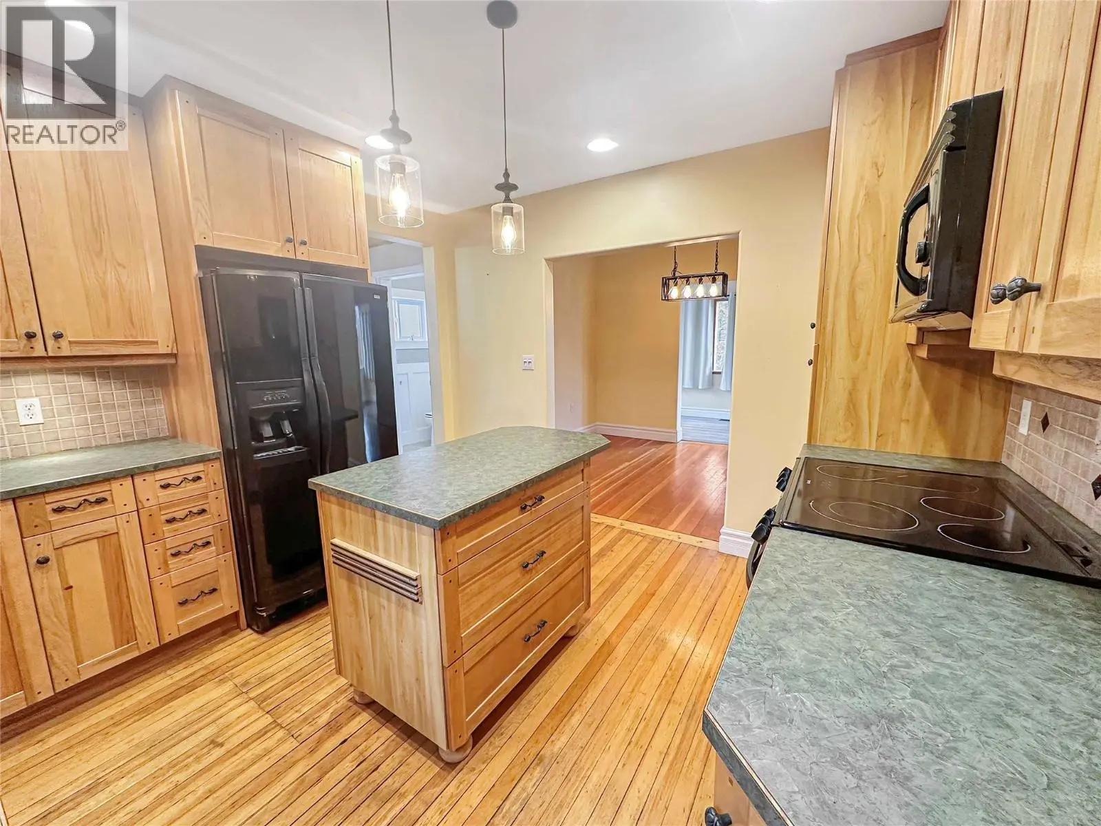 153 Billiter Avenue. Princeton, British Columbia