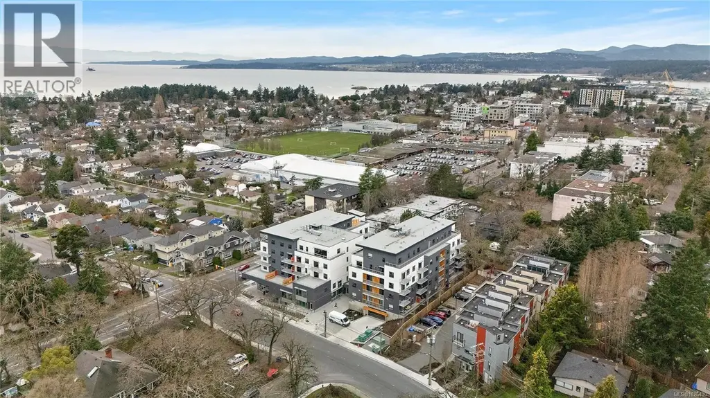 202 1102 Esquimalt Rd, Esquimalt