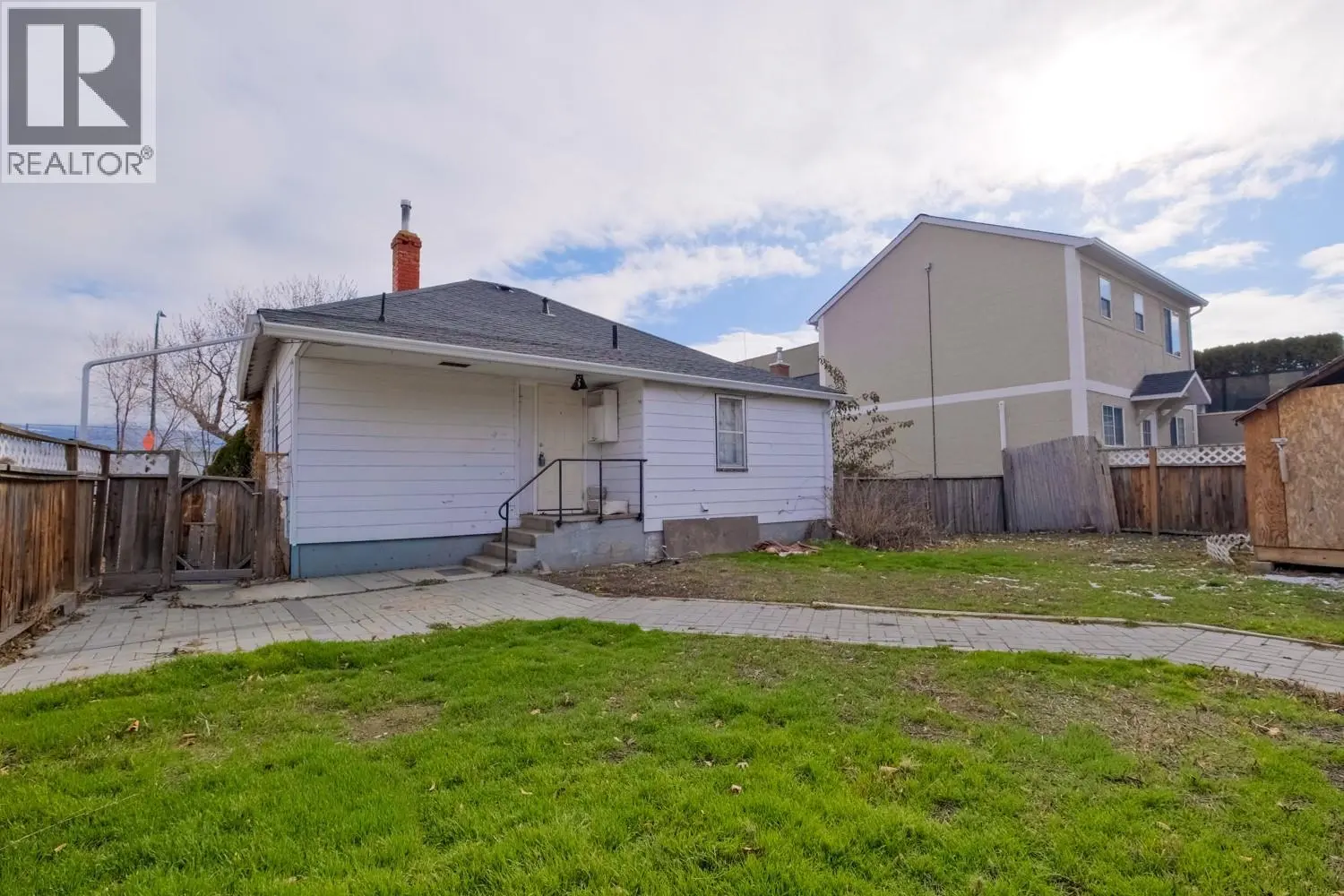 13218 Kelly Avenue. Summerland, British Columbia