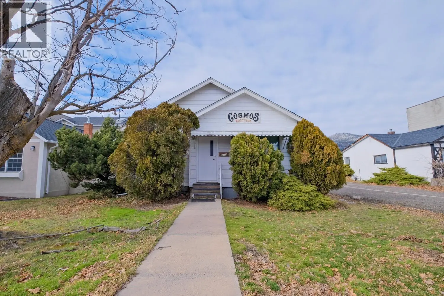 13218 Kelly Avenue. Summerland, British Columbia
