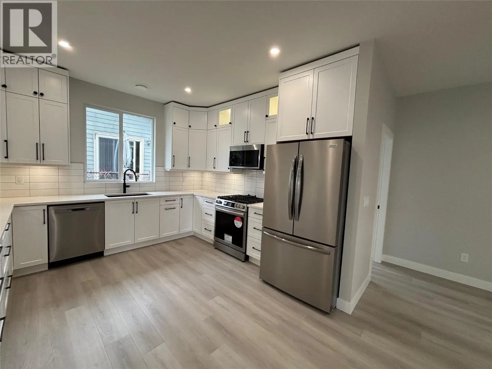 574 Meadowlark Avenue. Vernon, British Columbia