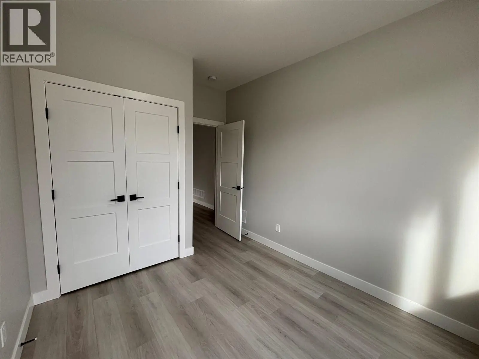 574 Meadowlark Avenue. Vernon, British Columbia