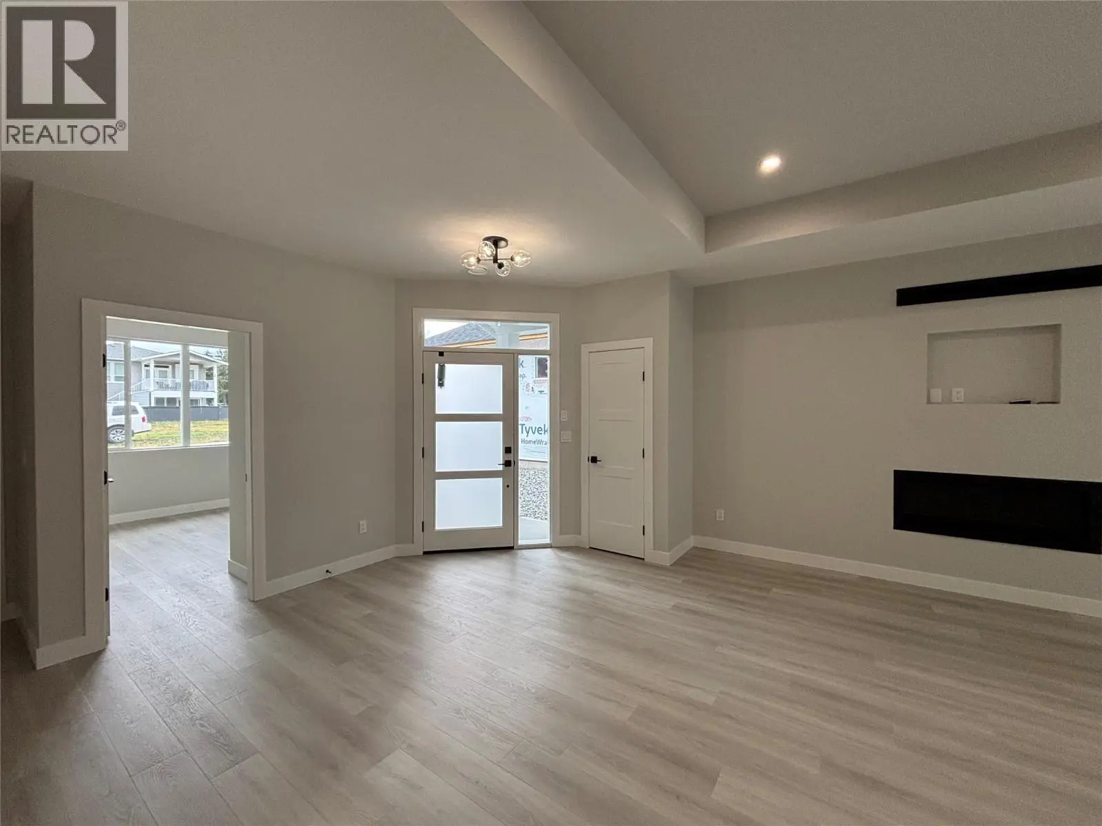 574 Meadowlark Avenue. Vernon, British Columbia