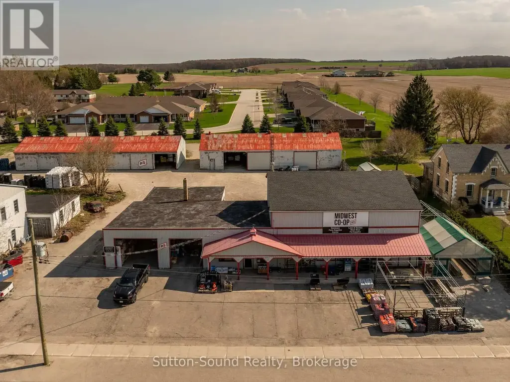 1056 9 Highway, South Bruce