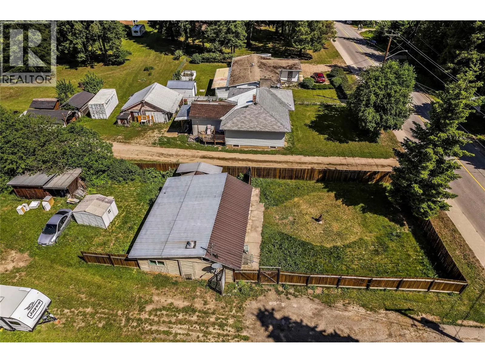 6611 50th Street Ne. Salmon Arm, British Columbia