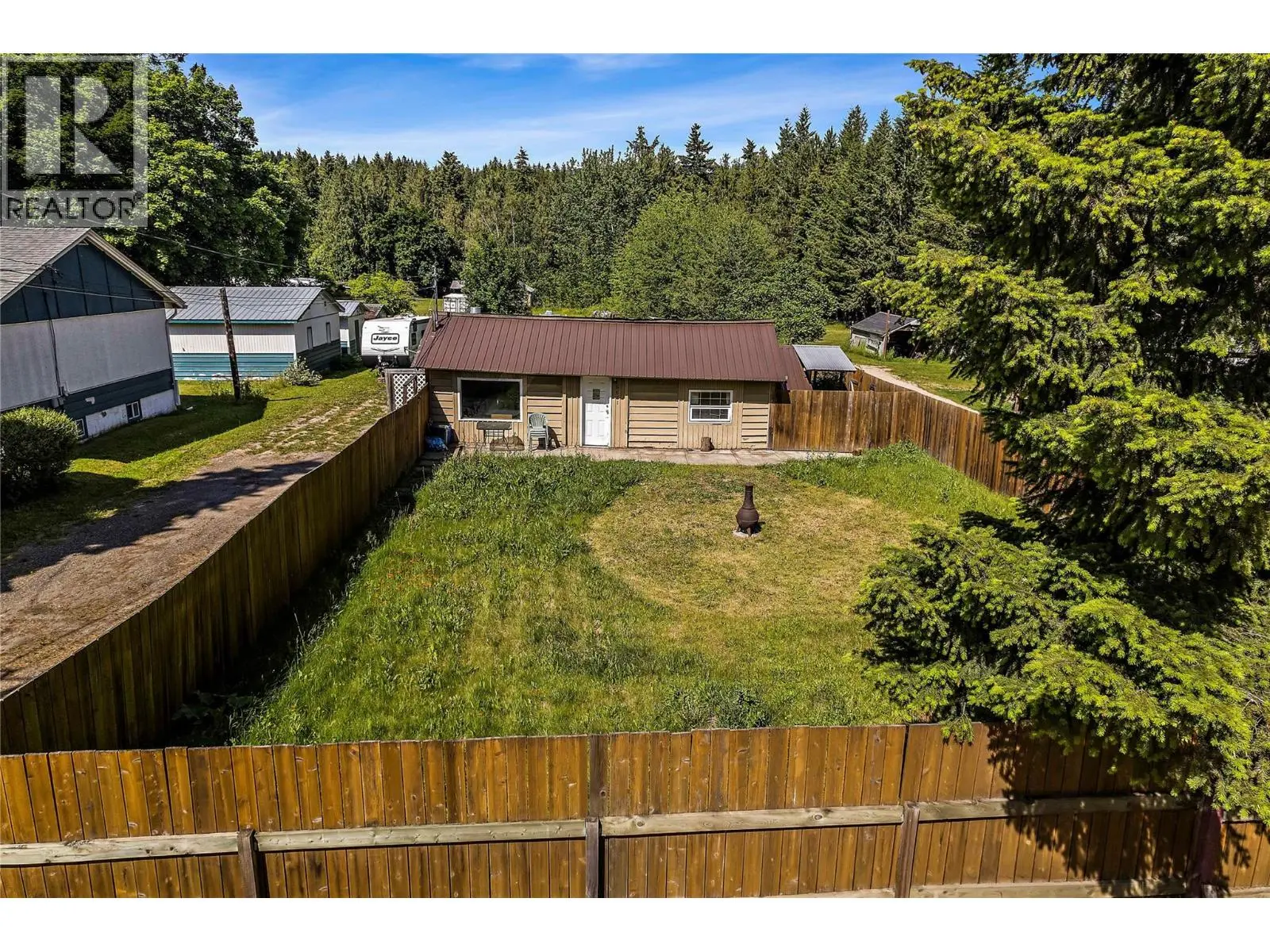 6611 50th Street Ne. Salmon Arm, British Columbia