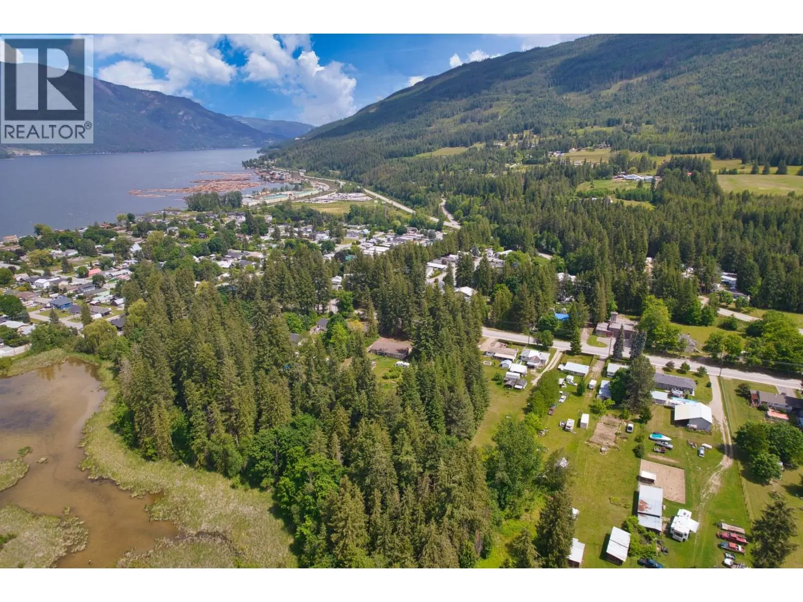 6641 50th Street Ne. Salmon Arm, British Columbia