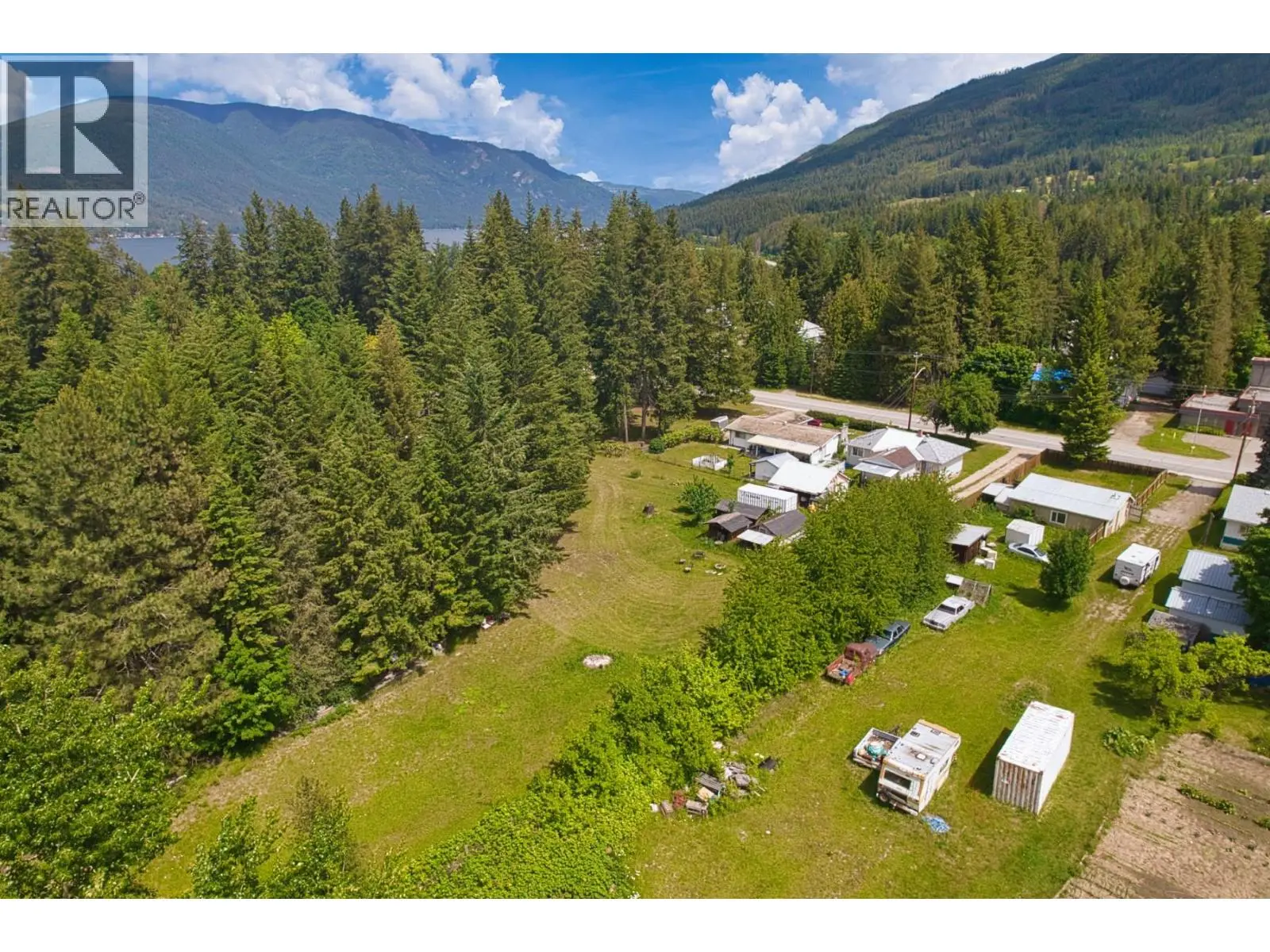 6641 50th Street Ne. Salmon Arm, British Columbia