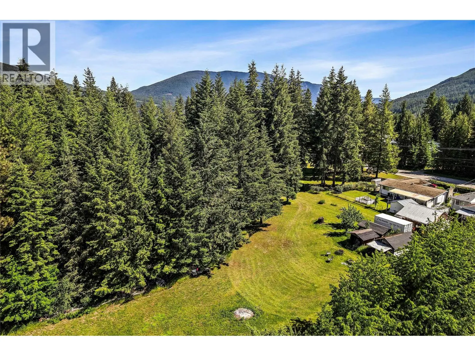 6641 50th Street Ne. Salmon Arm, British Columbia