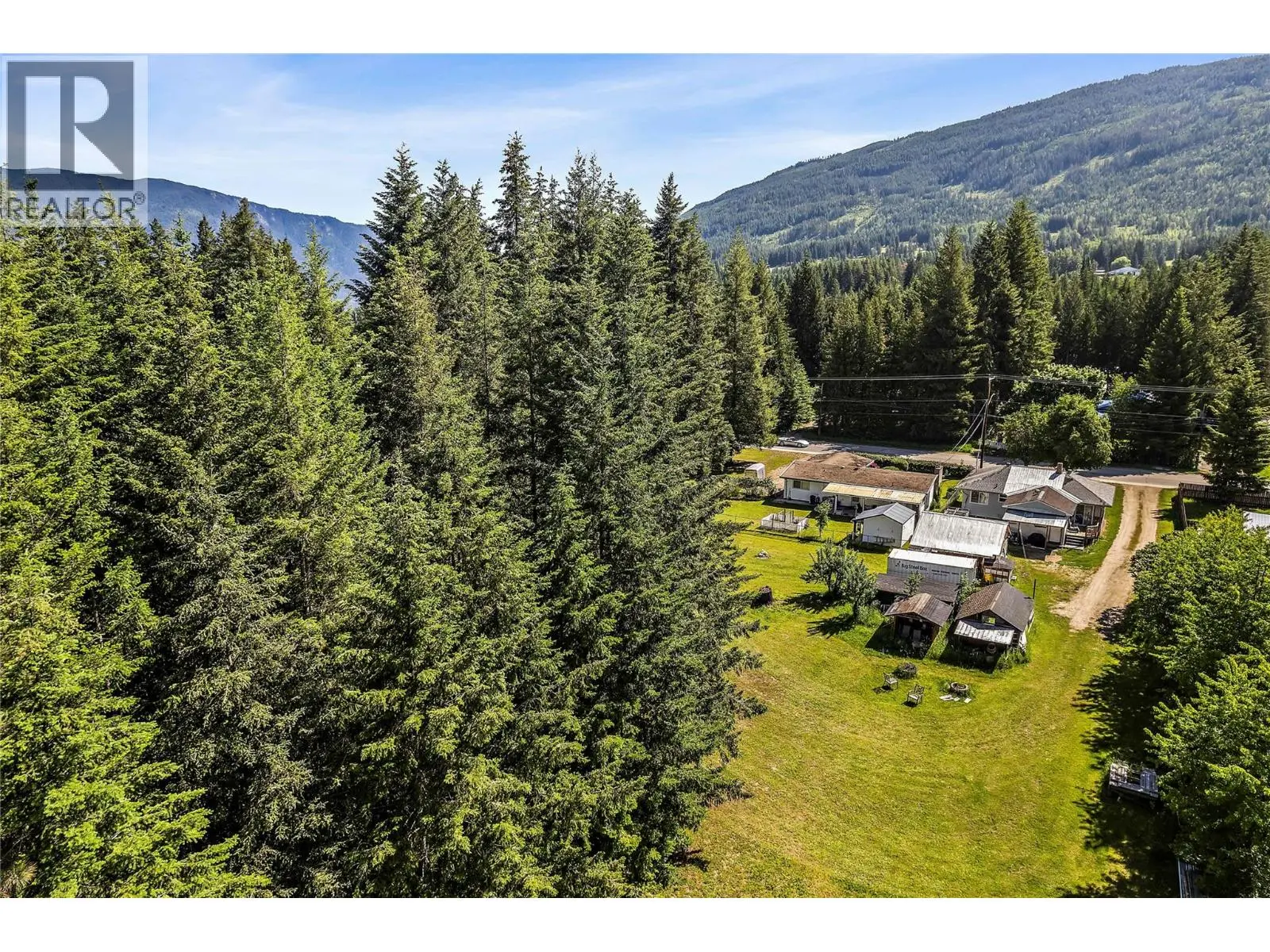 6641 50th Street Ne. Salmon Arm, British Columbia