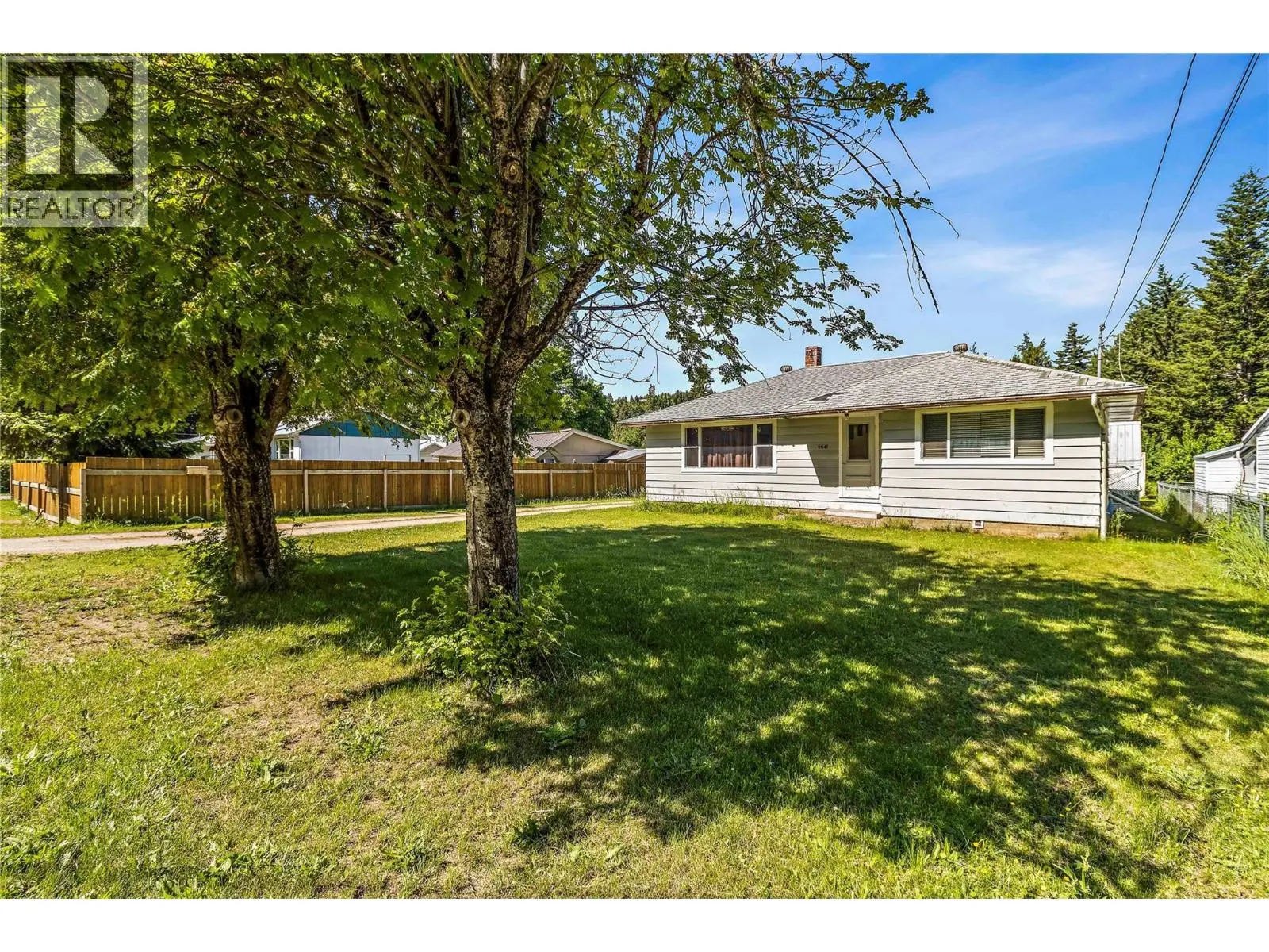 6641 50th Street Ne. Salmon Arm, British Columbia