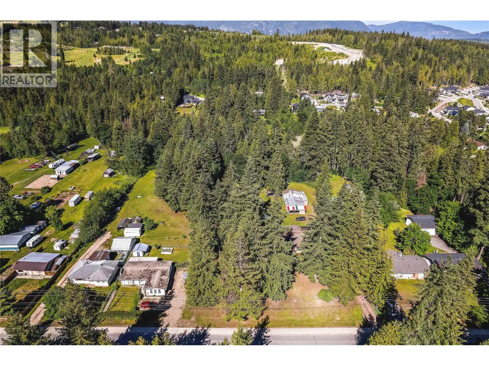 6641 50th Street Ne. Salmon Arm, British Columbia