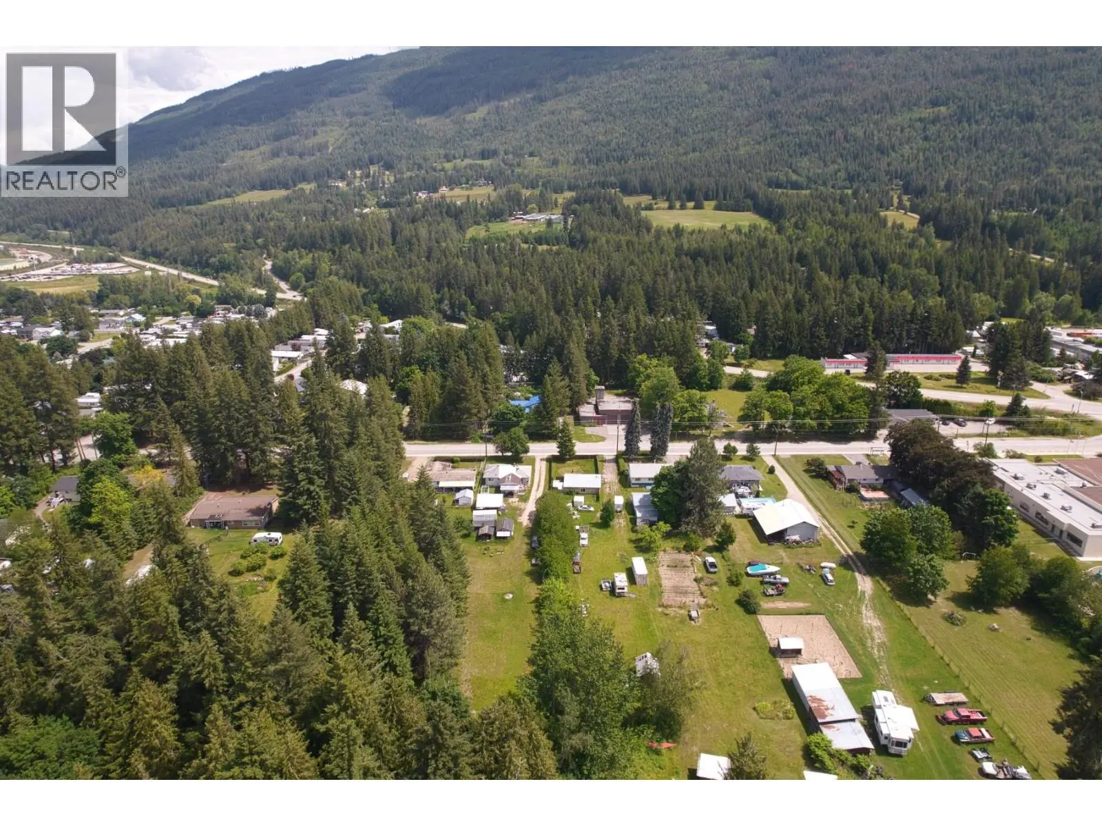 6721 50th Street Ne. Salmon Arm, British Columbia