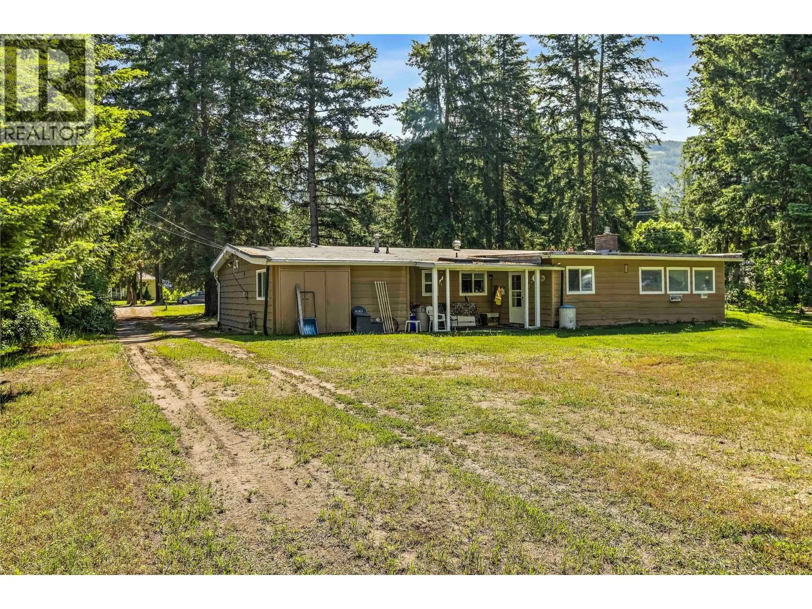 6721 50th Street Ne. Salmon Arm, British Columbia