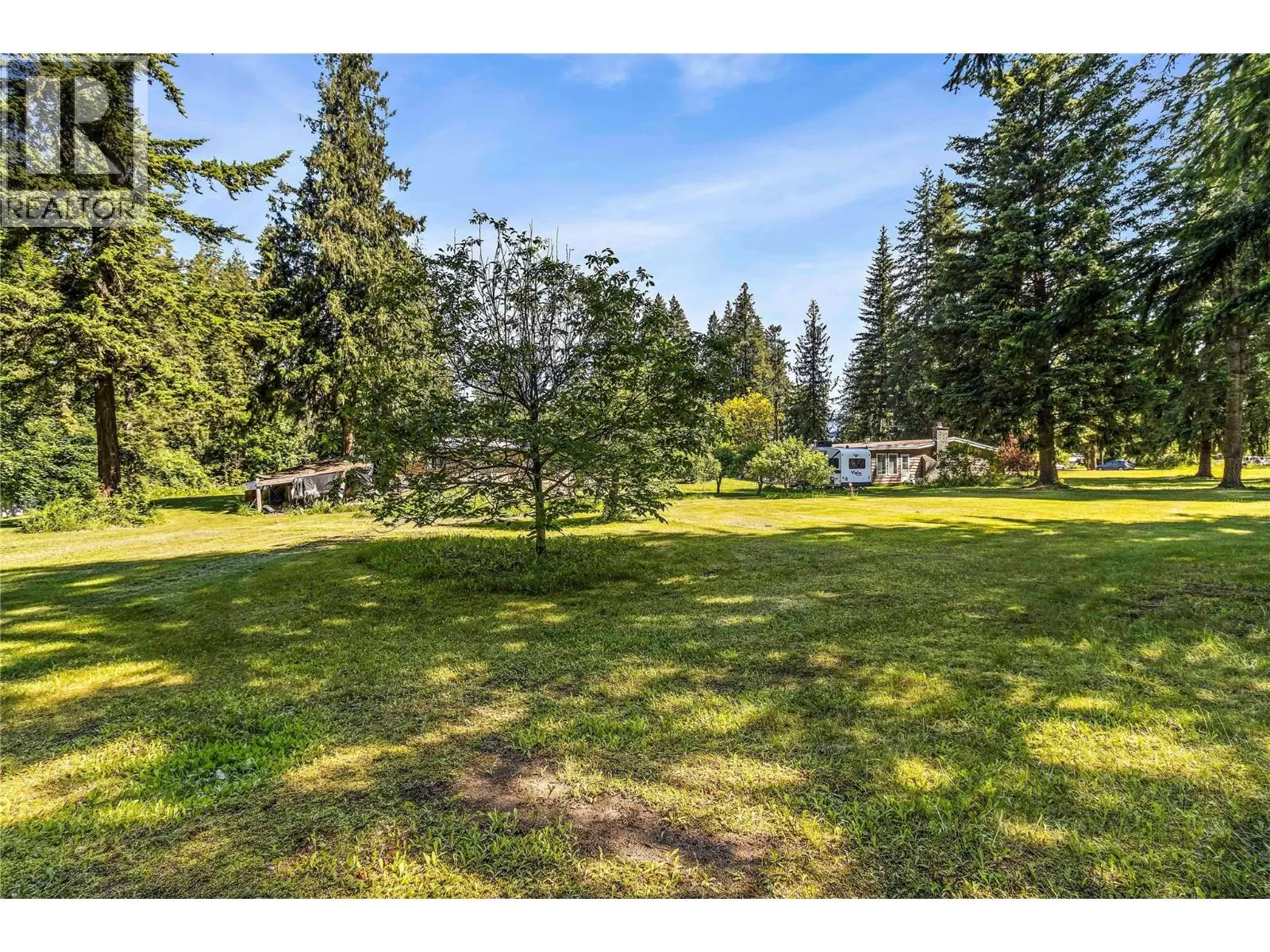 6721 50th Street Ne. Salmon Arm, British Columbia