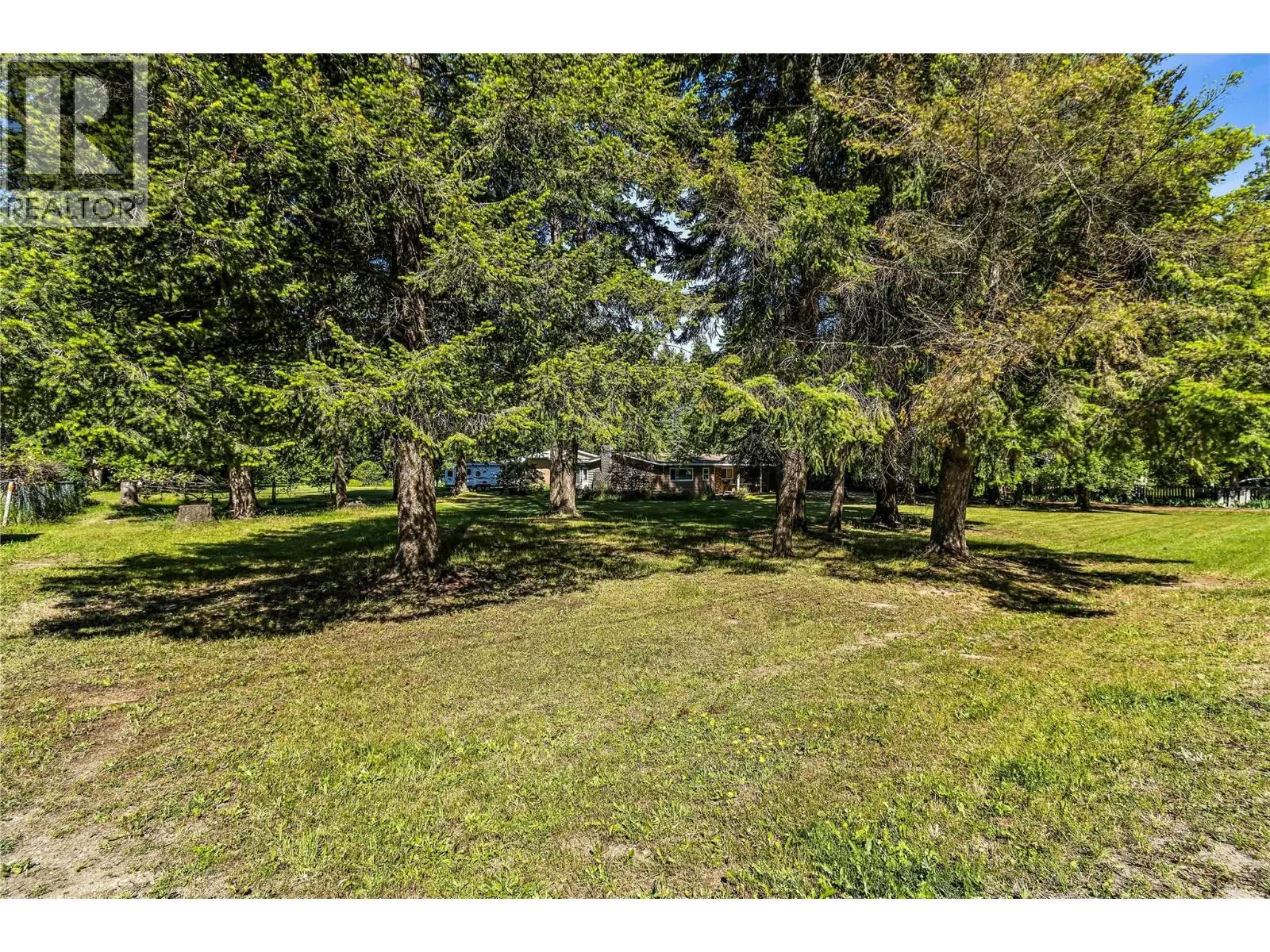 6721 50th Street Ne. Salmon Arm, British Columbia