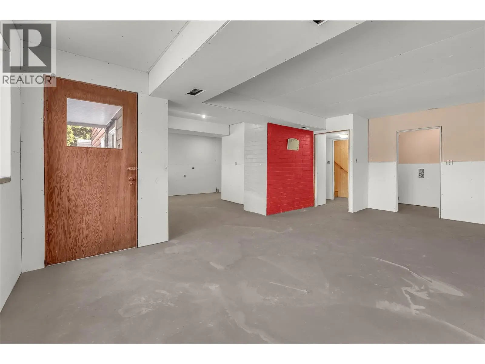 379 Mayne Avenue. Princeton, British Columbia