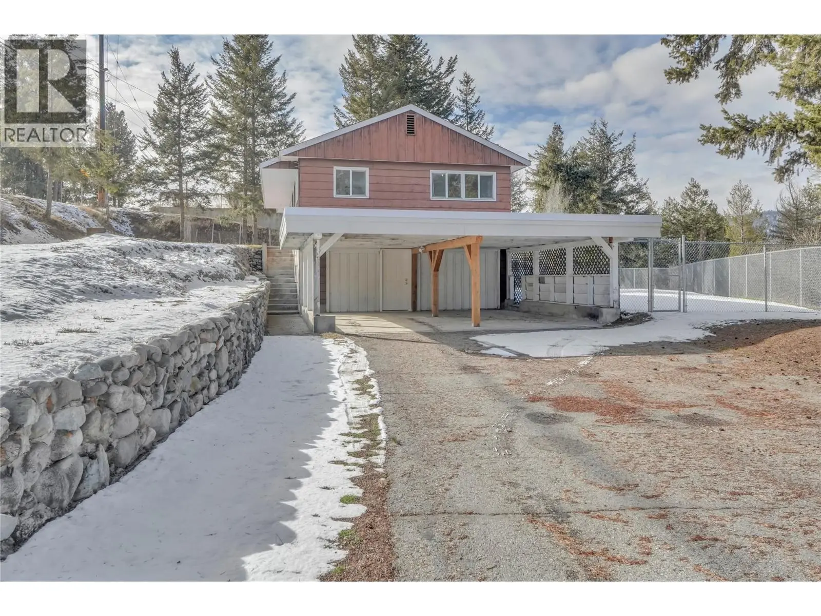 379 Mayne Avenue. Princeton, British Columbia