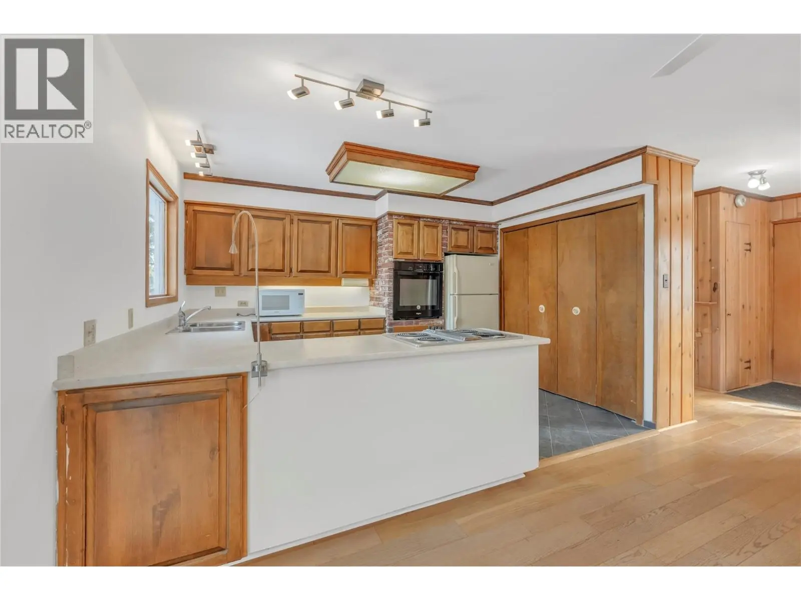 379 Mayne Avenue. Princeton, British Columbia