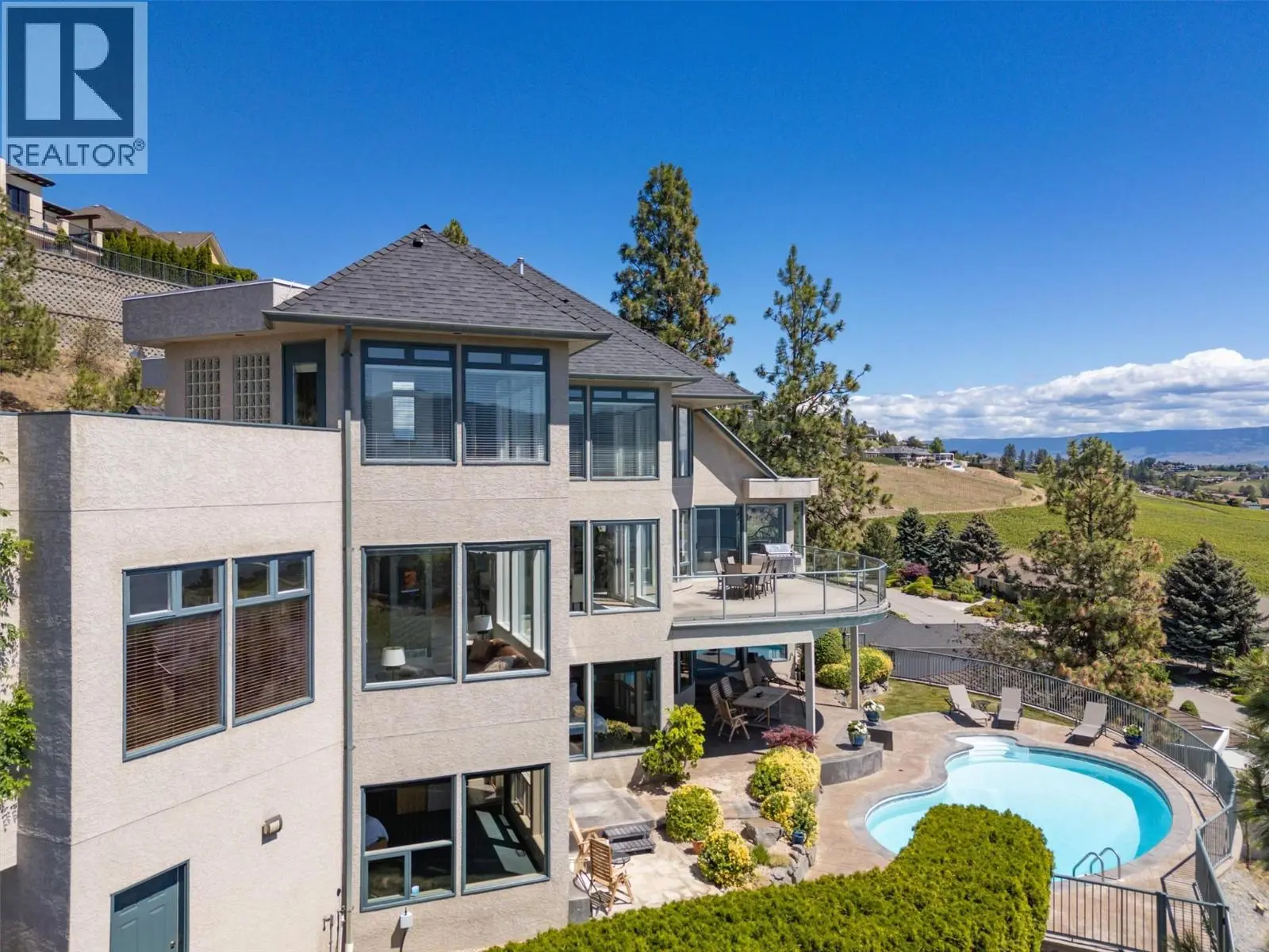 Photo of Listing #10374868