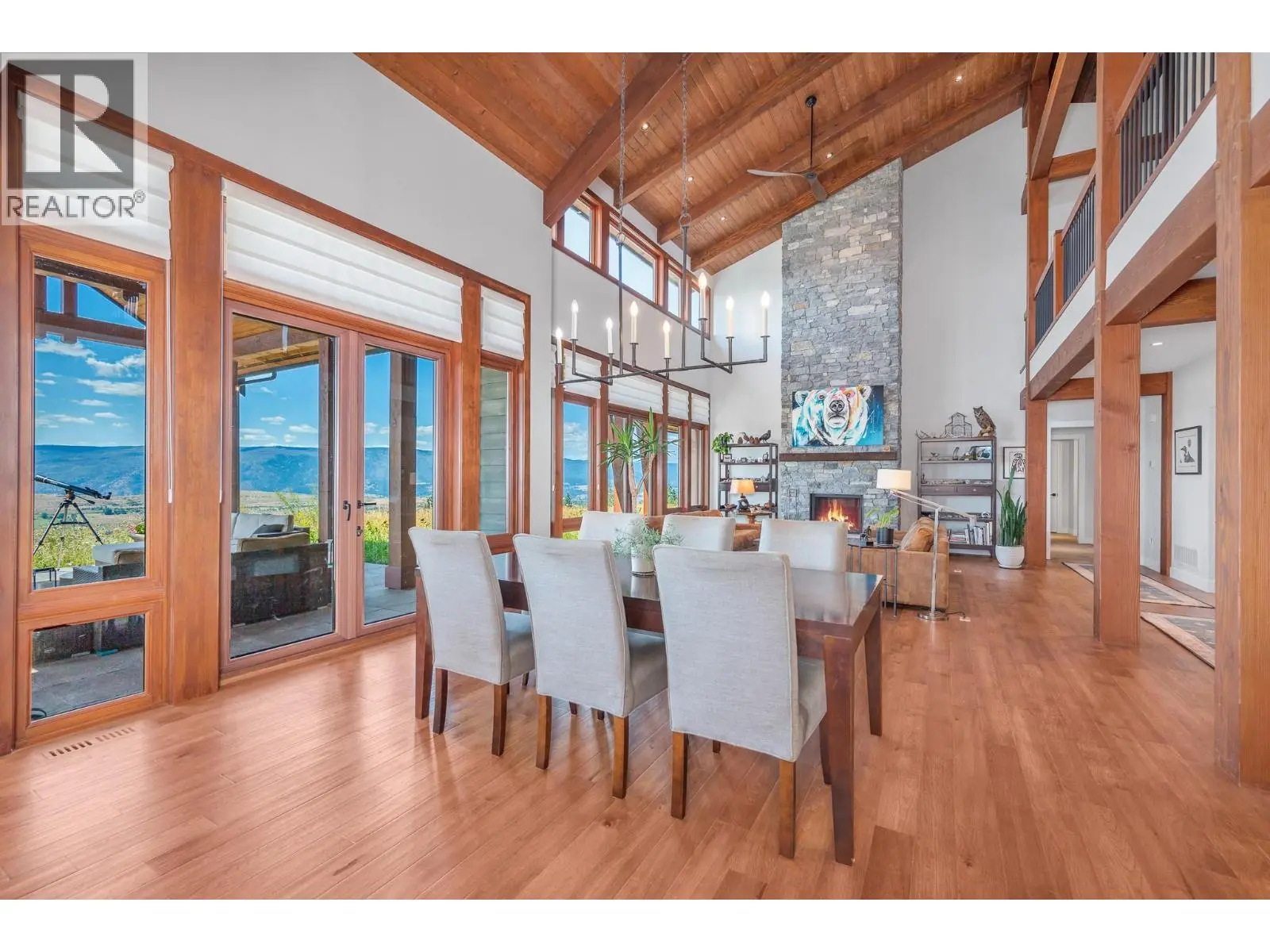7212 Mountridge Place. Vernon, British Columbia