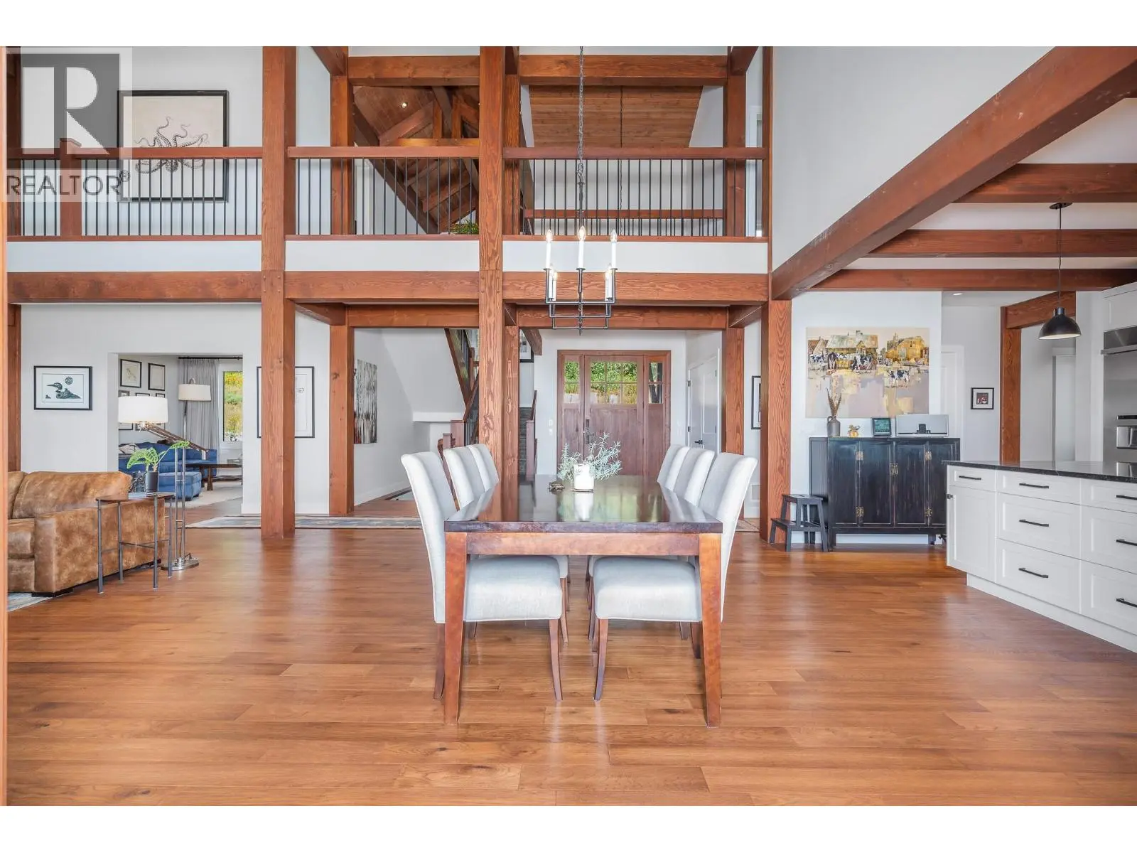 7212 Mountridge Place. Vernon, British Columbia
