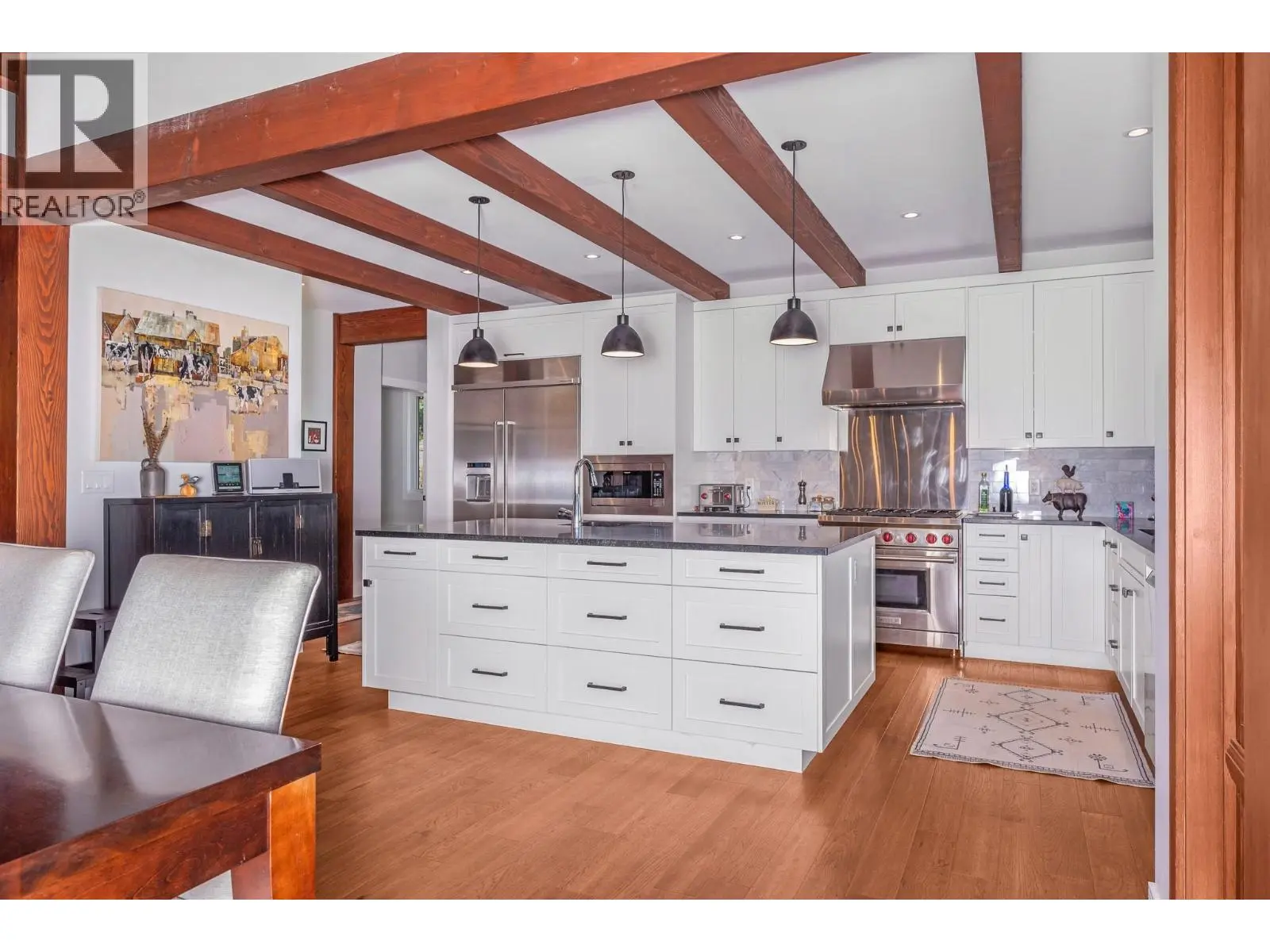 7212 Mountridge Place. Vernon, British Columbia