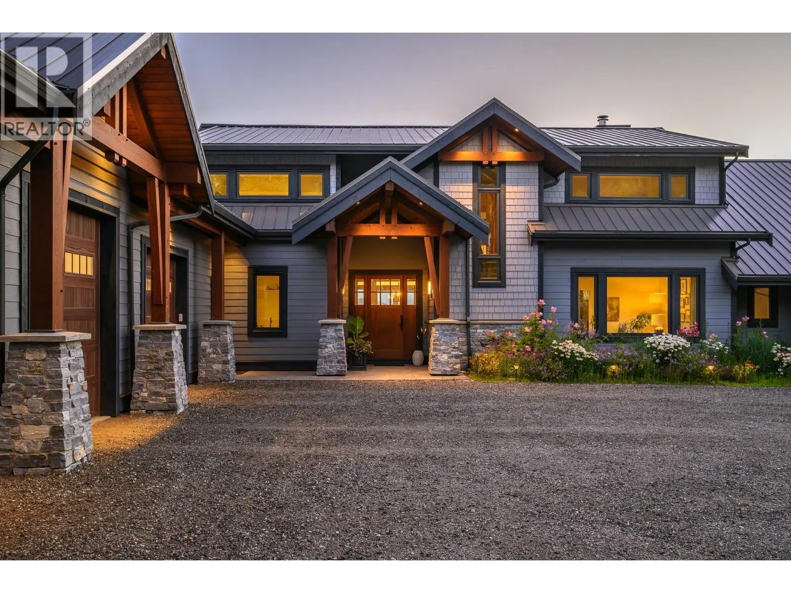 7212 Mountridge Place. Vernon, British Columbia