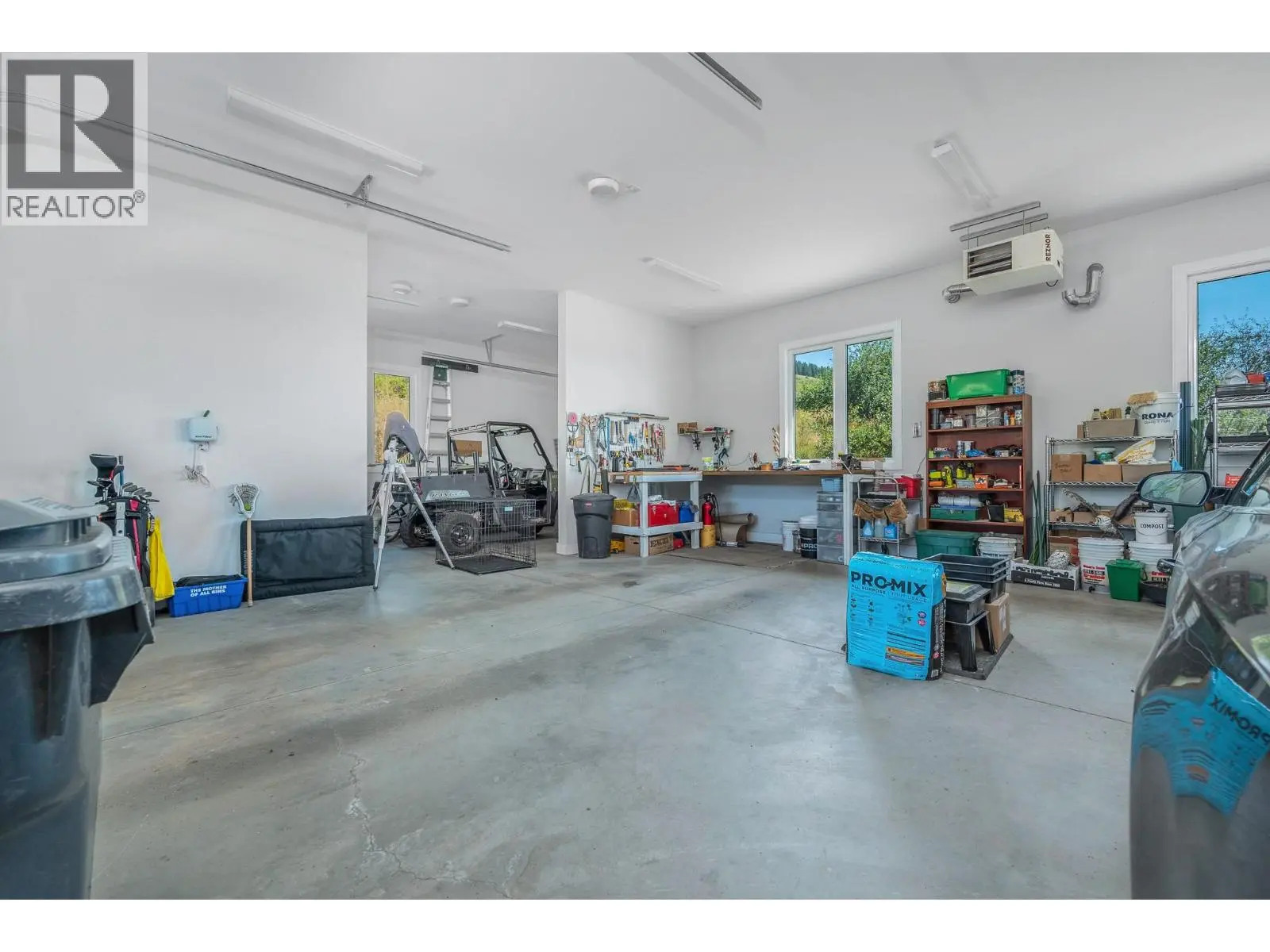 7212 Mountridge Place. Vernon, British Columbia