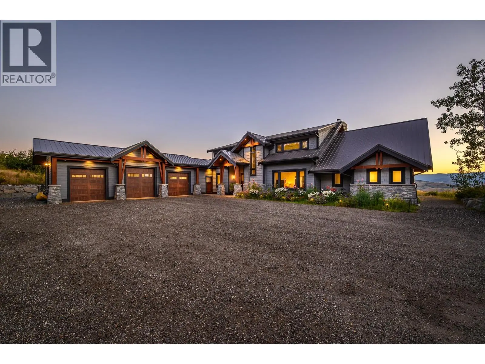 7212 Mountridge Place. Vernon, British Columbia