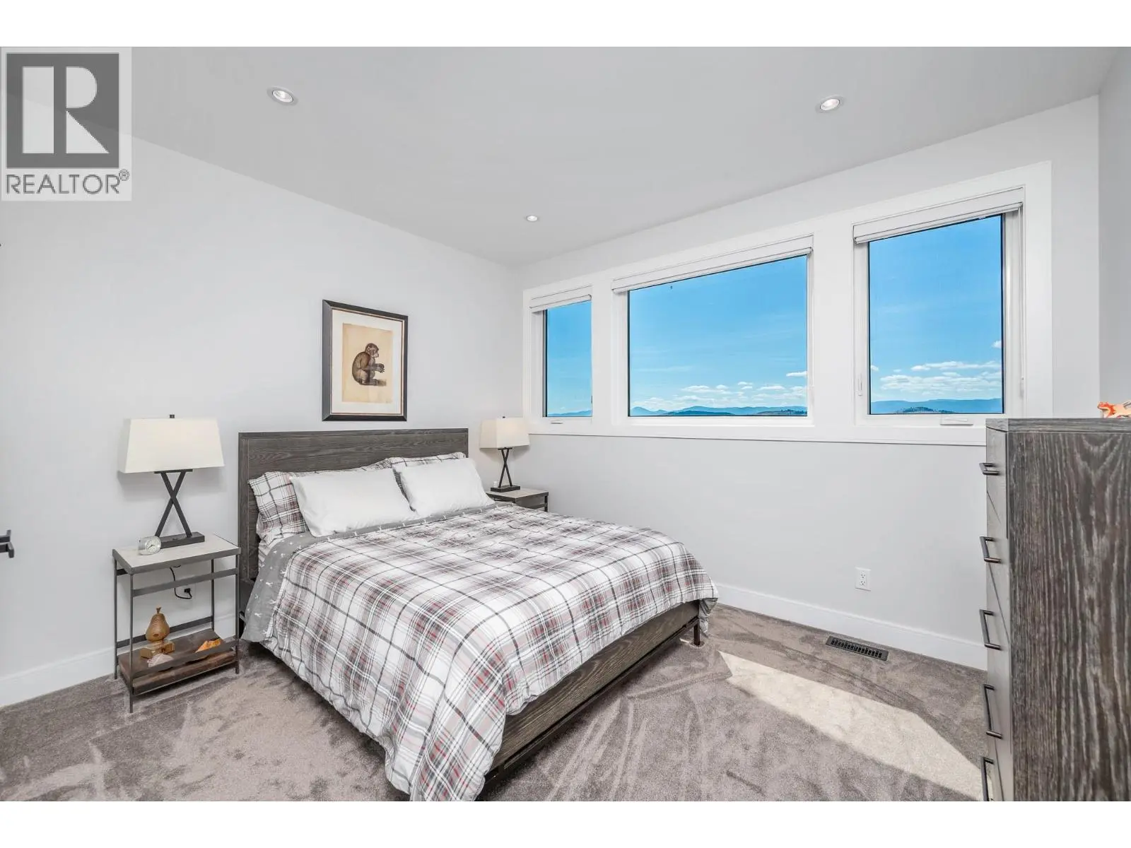7212 Mountridge Place. Vernon, British Columbia