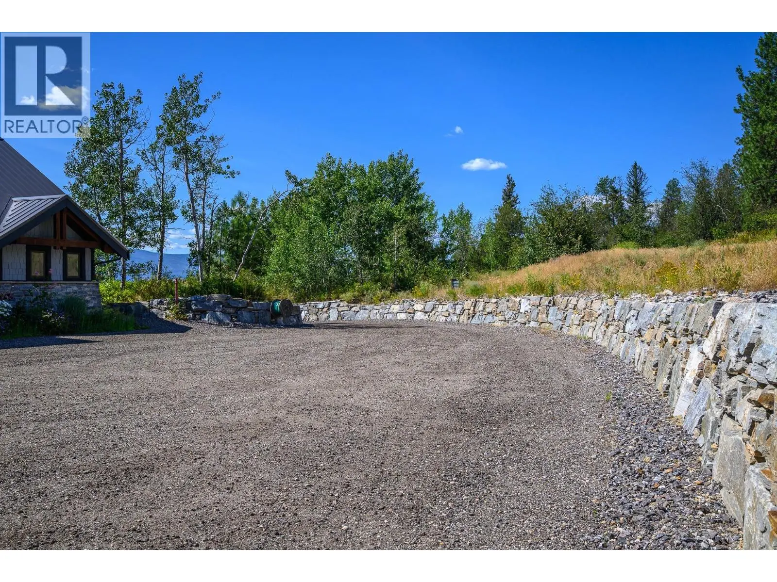 7212 Mountridge Place. Vernon, British Columbia