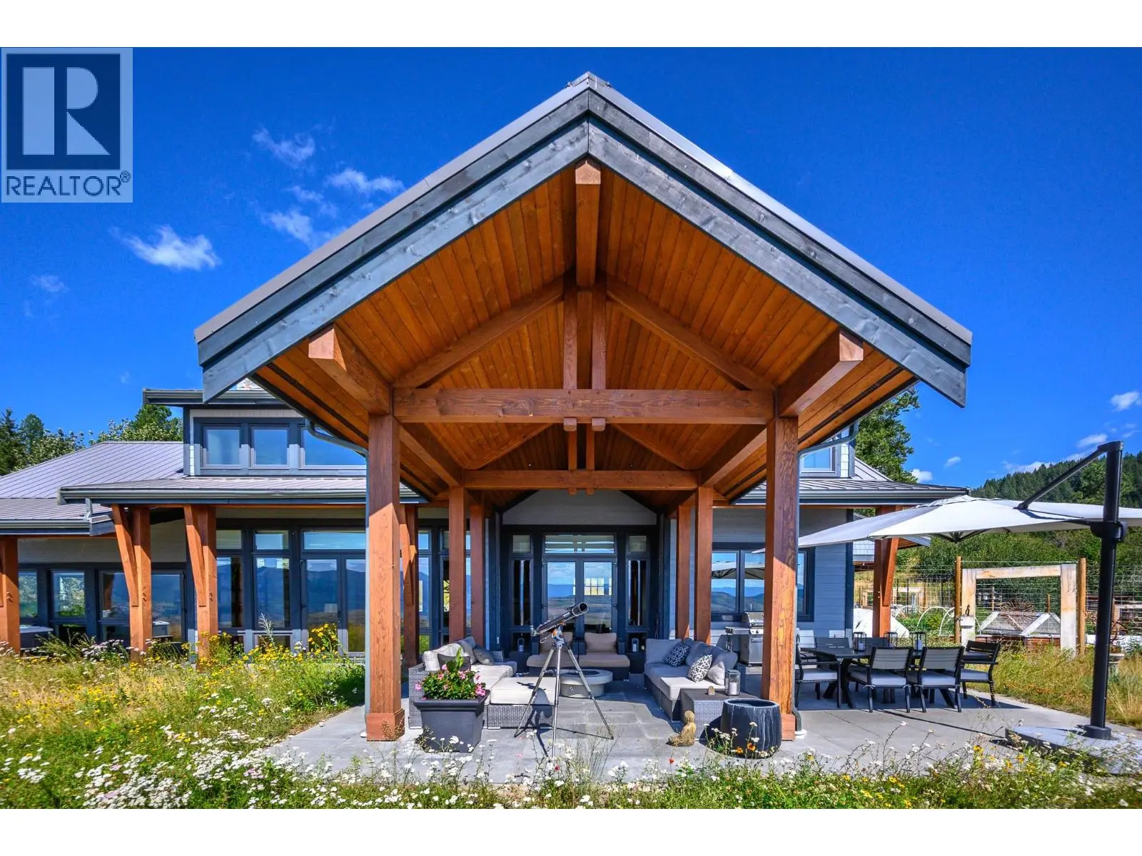 7212 Mountridge Place. Vernon, British Columbia