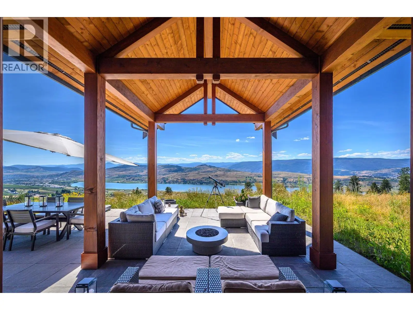 7212 Mountridge Place. Vernon, British Columbia