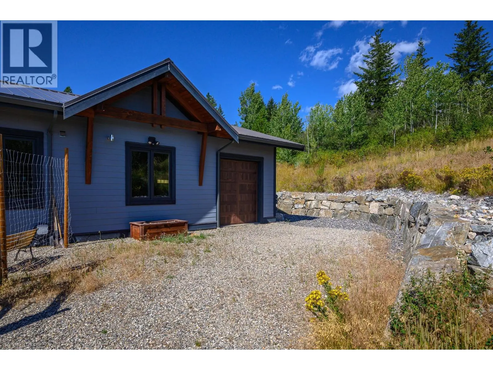 7212 Mountridge Place. Vernon, British Columbia