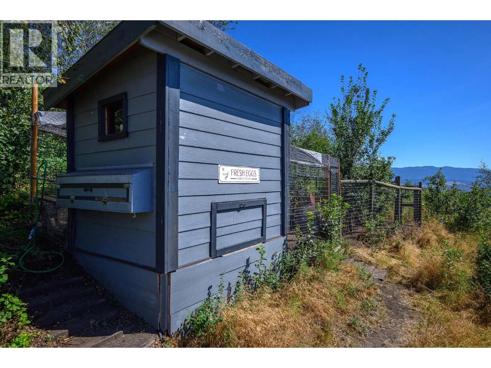 7212 Mountridge Place. Vernon, British Columbia