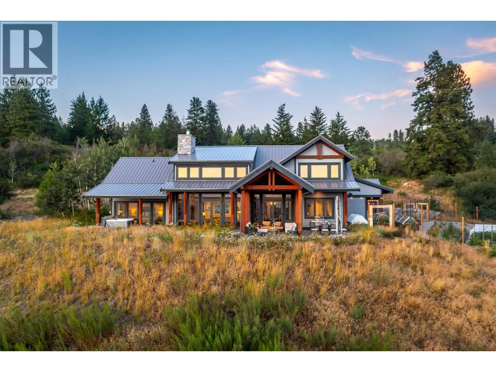 7212 Mountridge Place. Vernon, British Columbia