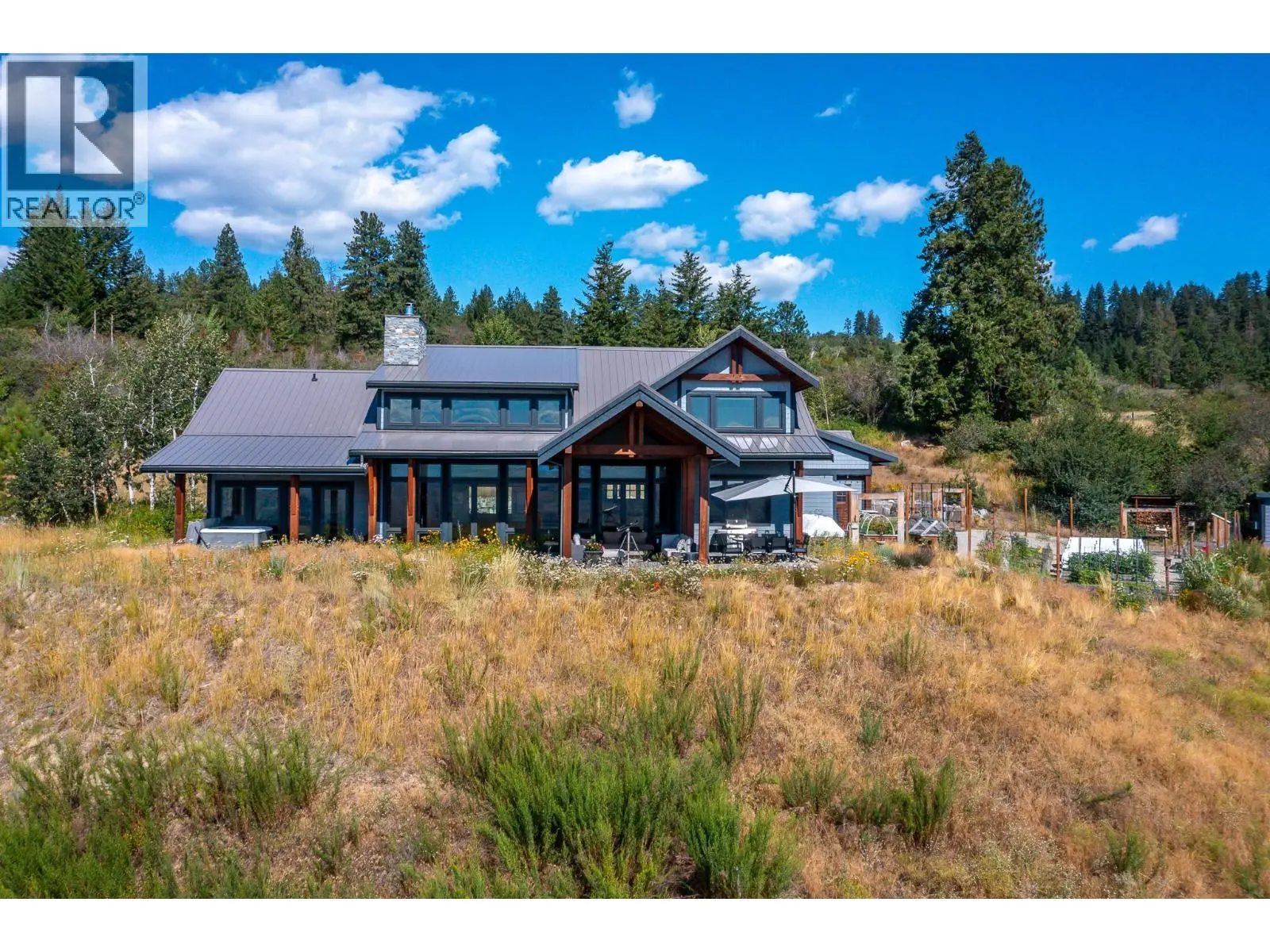 7212 Mountridge Place. Vernon, British Columbia