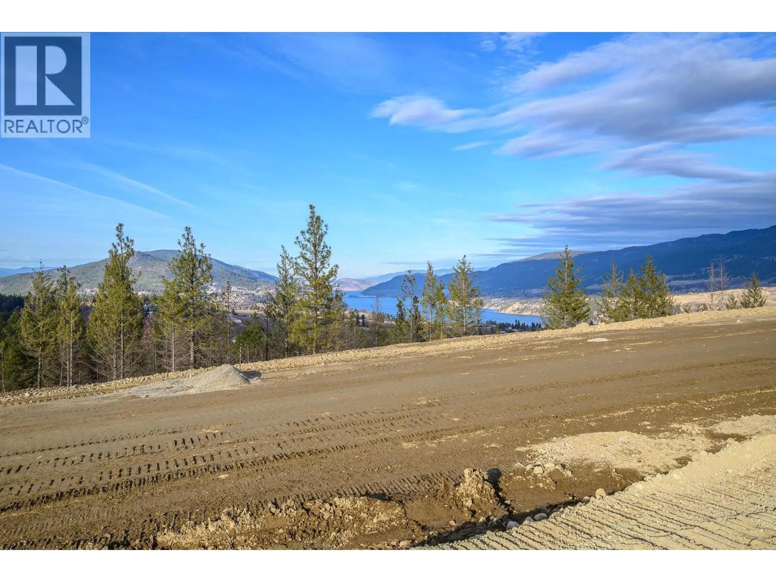 46 Beacon Hill Drive. Lake Country, British Columbia