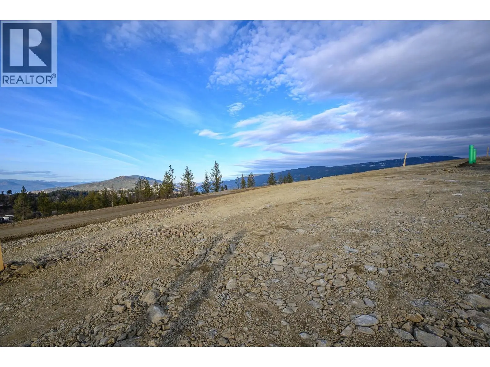 46 Beacon Hill Drive. Lake Country, British Columbia