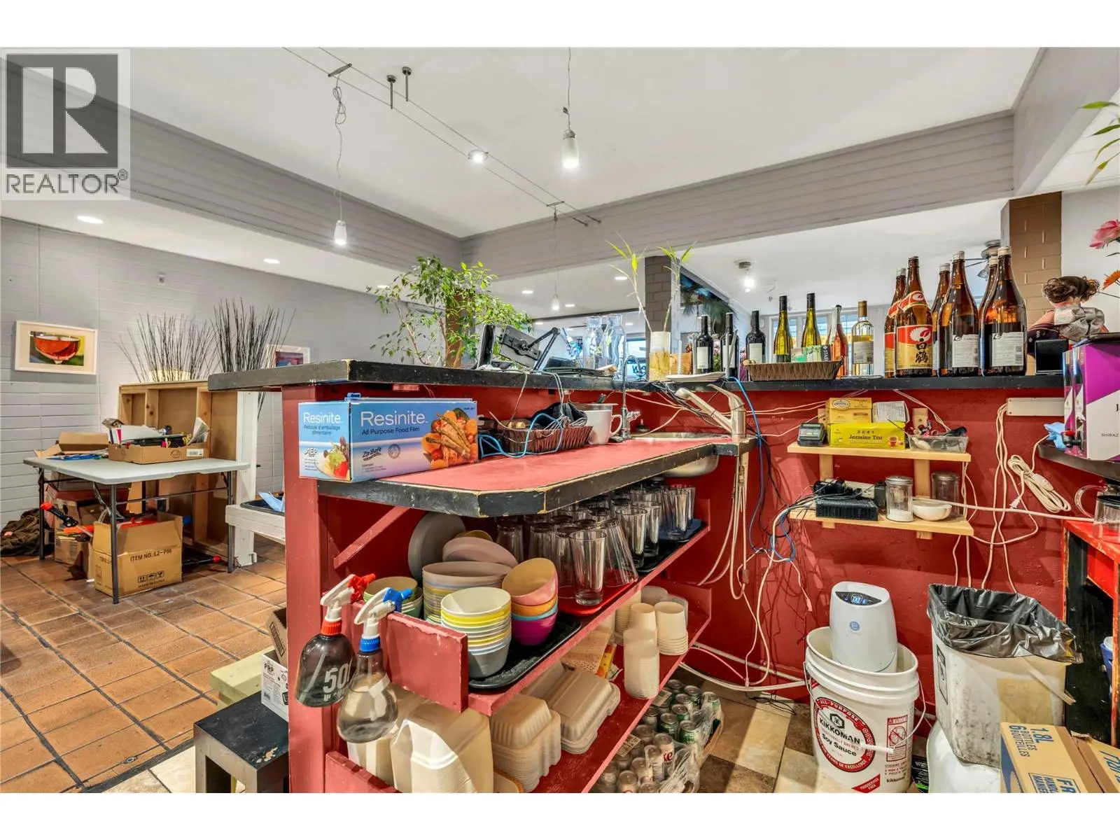 9917 Main Street. Summerland, British Columbia