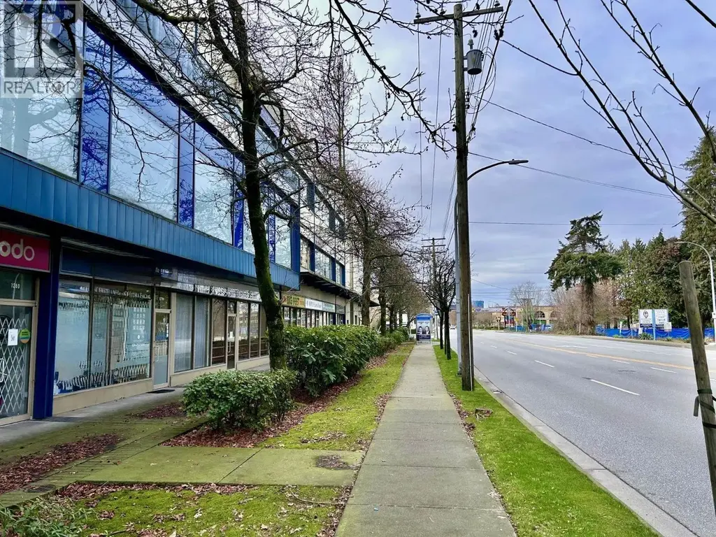 1270 8888 Odlin Crescent, Richmond