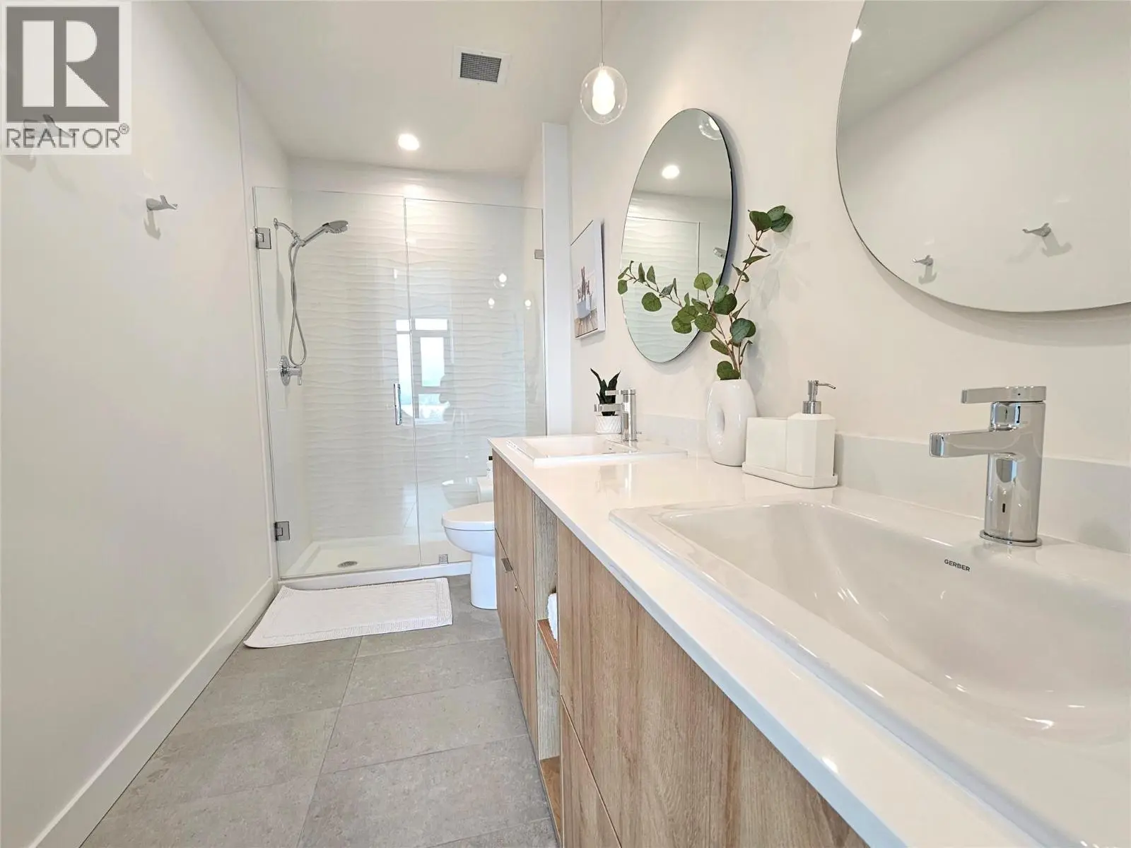 3699 Capozzi Road Unit# Ph3. Kelowna, British Columbia