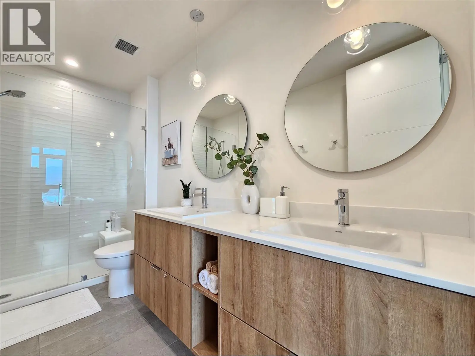 3699 Capozzi Road Unit# Ph3. Kelowna, British Columbia