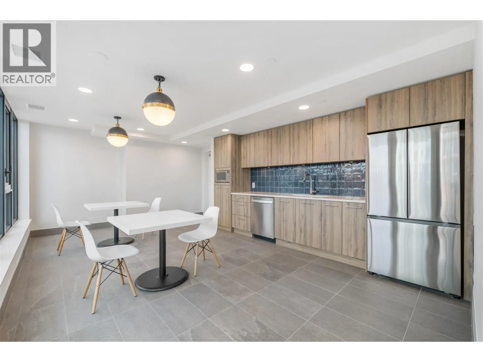 3699 Capozzi Road Unit# Ph3. Kelowna, British Columbia