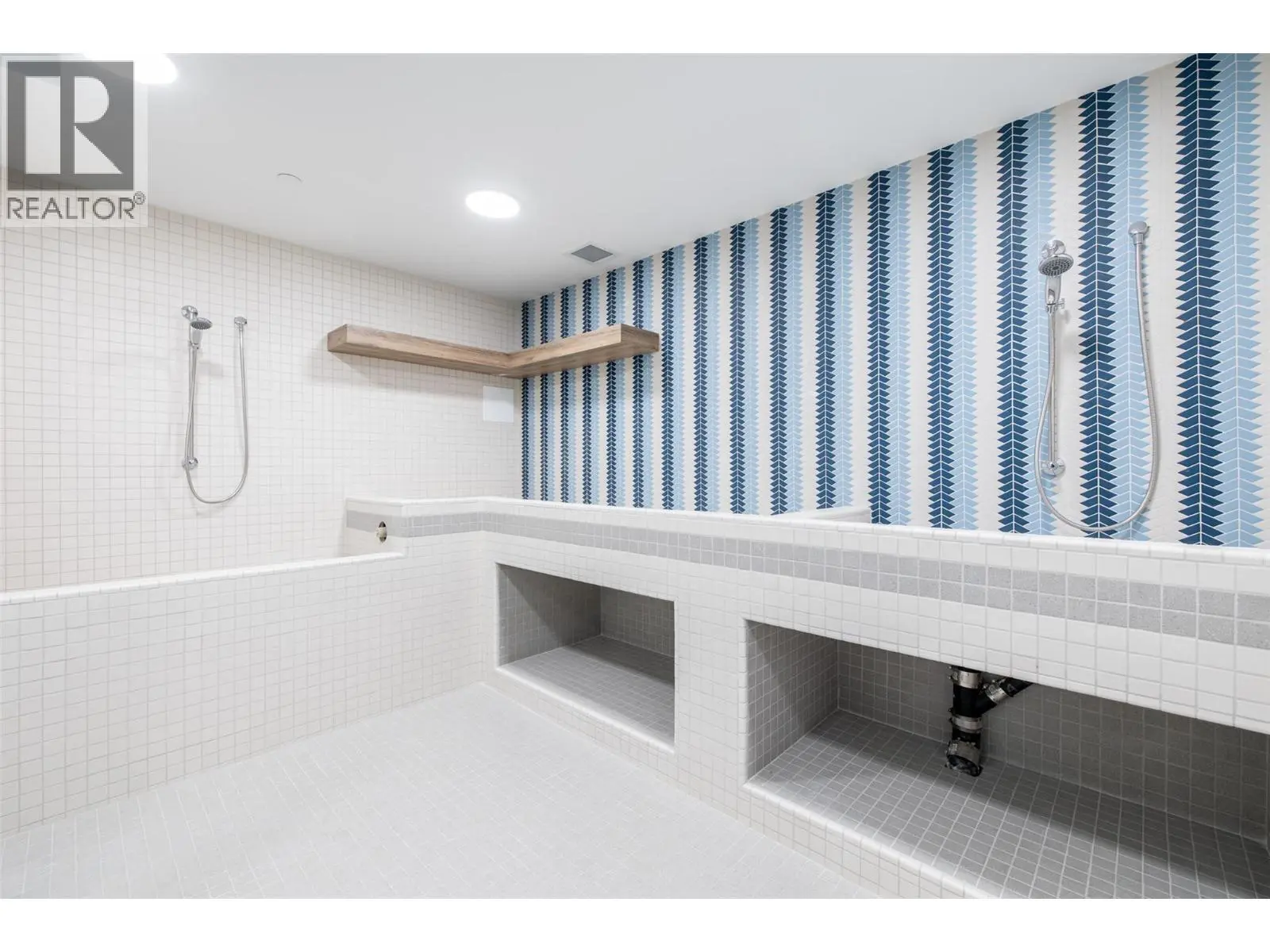 3699 Capozzi Road Unit# Ph3. Kelowna, British Columbia