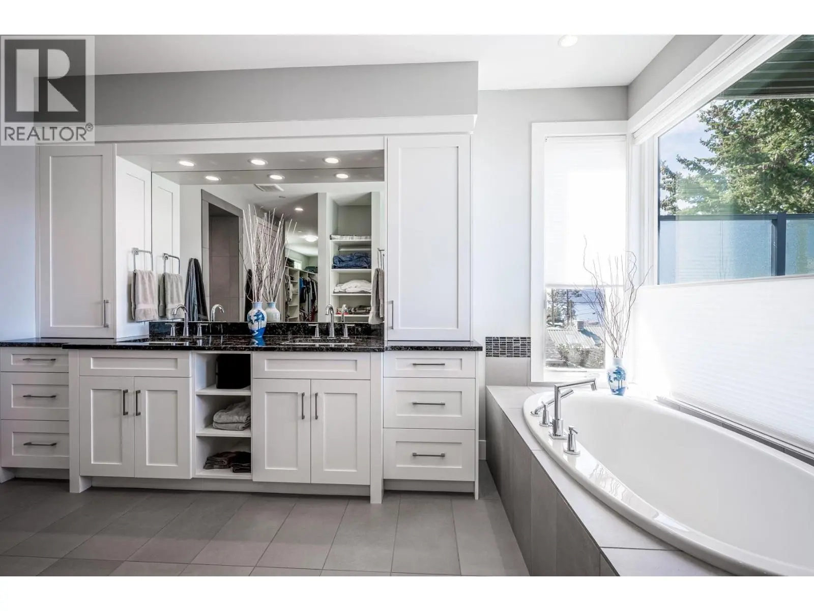11537 Okanagan Centre Road W. Lake Country, British Columbia