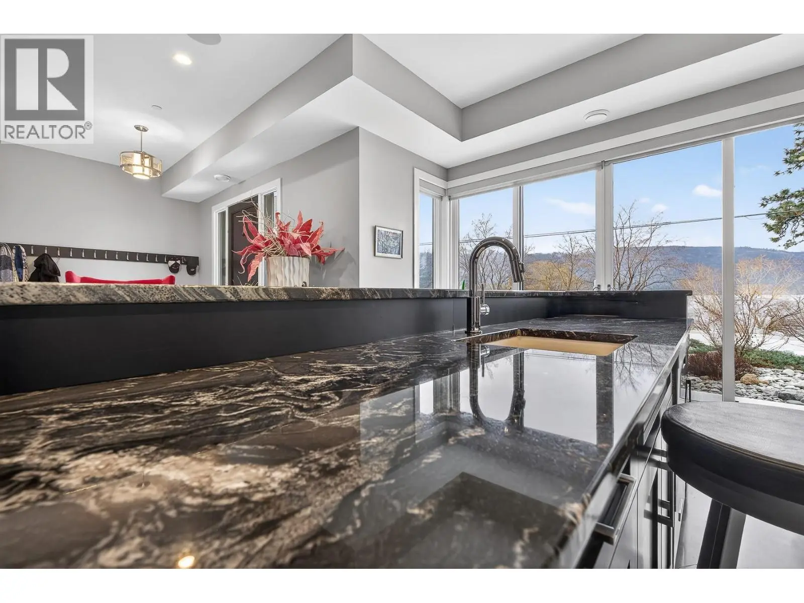 11537 Okanagan Centre Road W. Lake Country, British Columbia