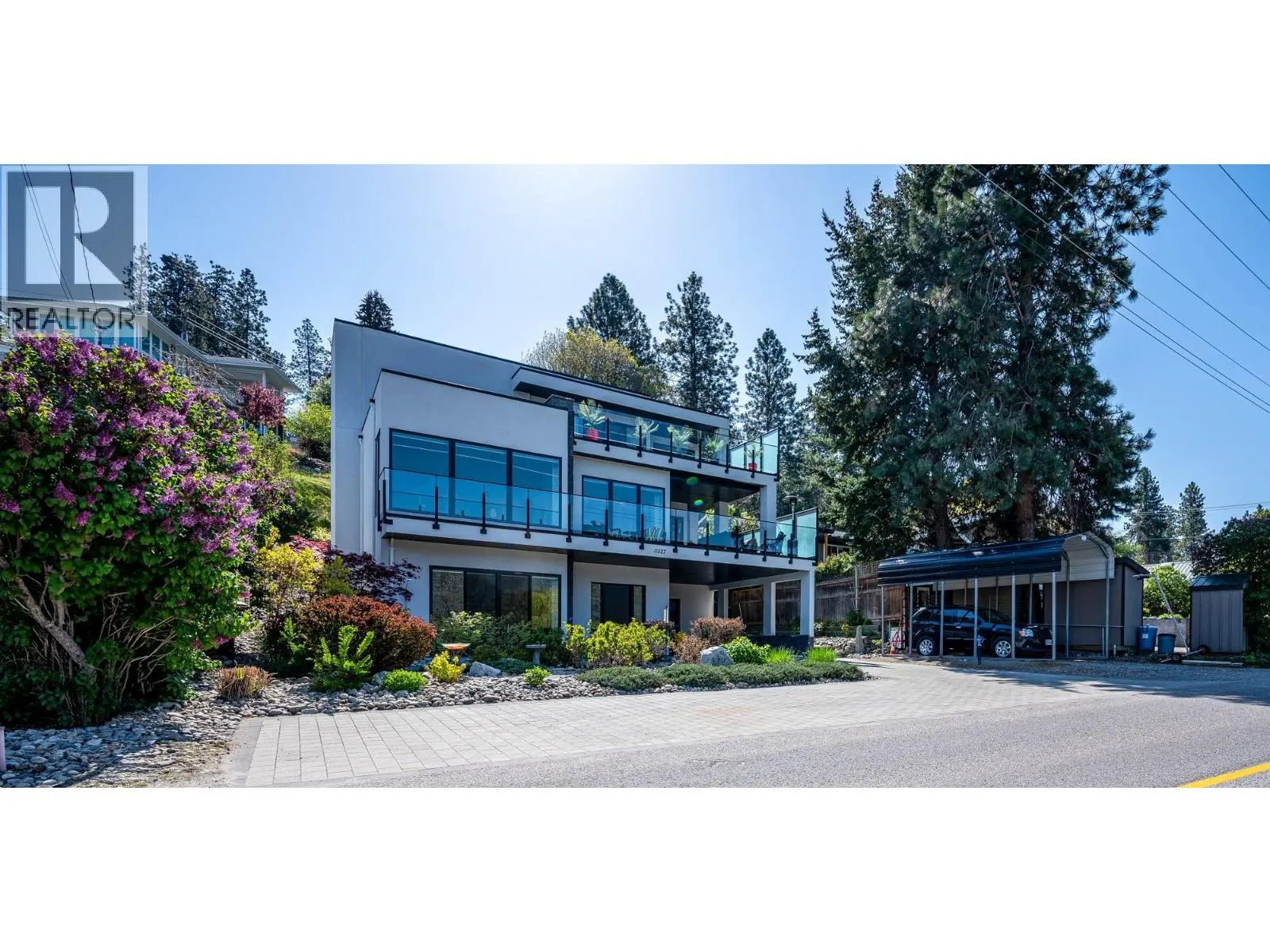 11537 Okanagan Centre Road W. Lake Country, British Columbia